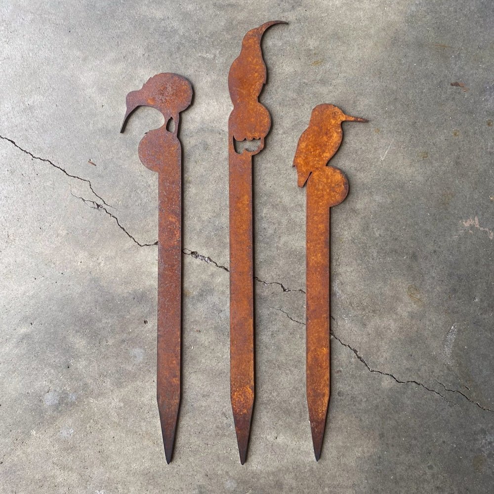 Set of 3 Mini Bird Plant Stakes Corten - huia, kiwi, kingfisher