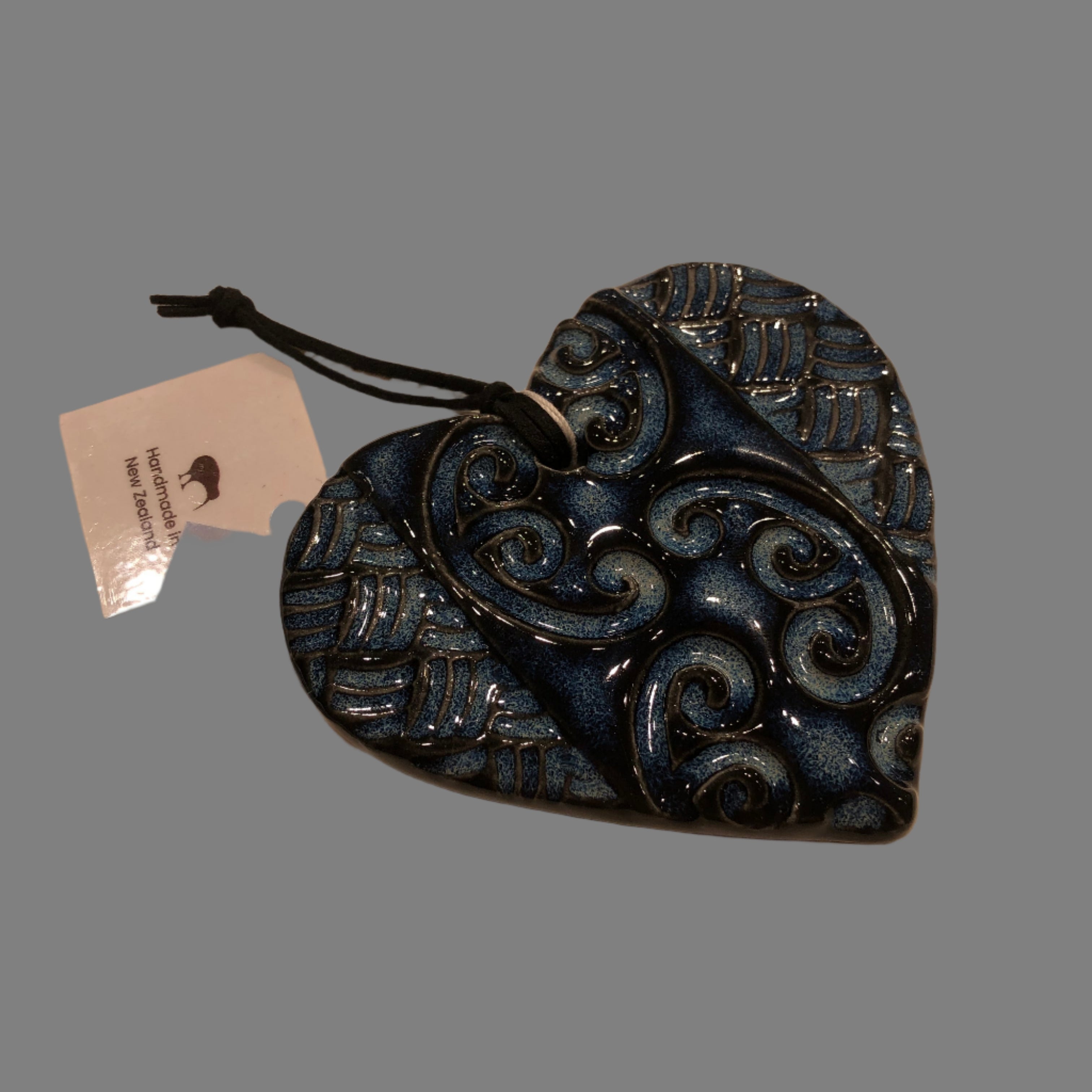 Michelle Bow Swing Heart - Kowhaiwhai