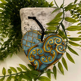 Michelle Bow Swing Heart - Kowhaiwhai