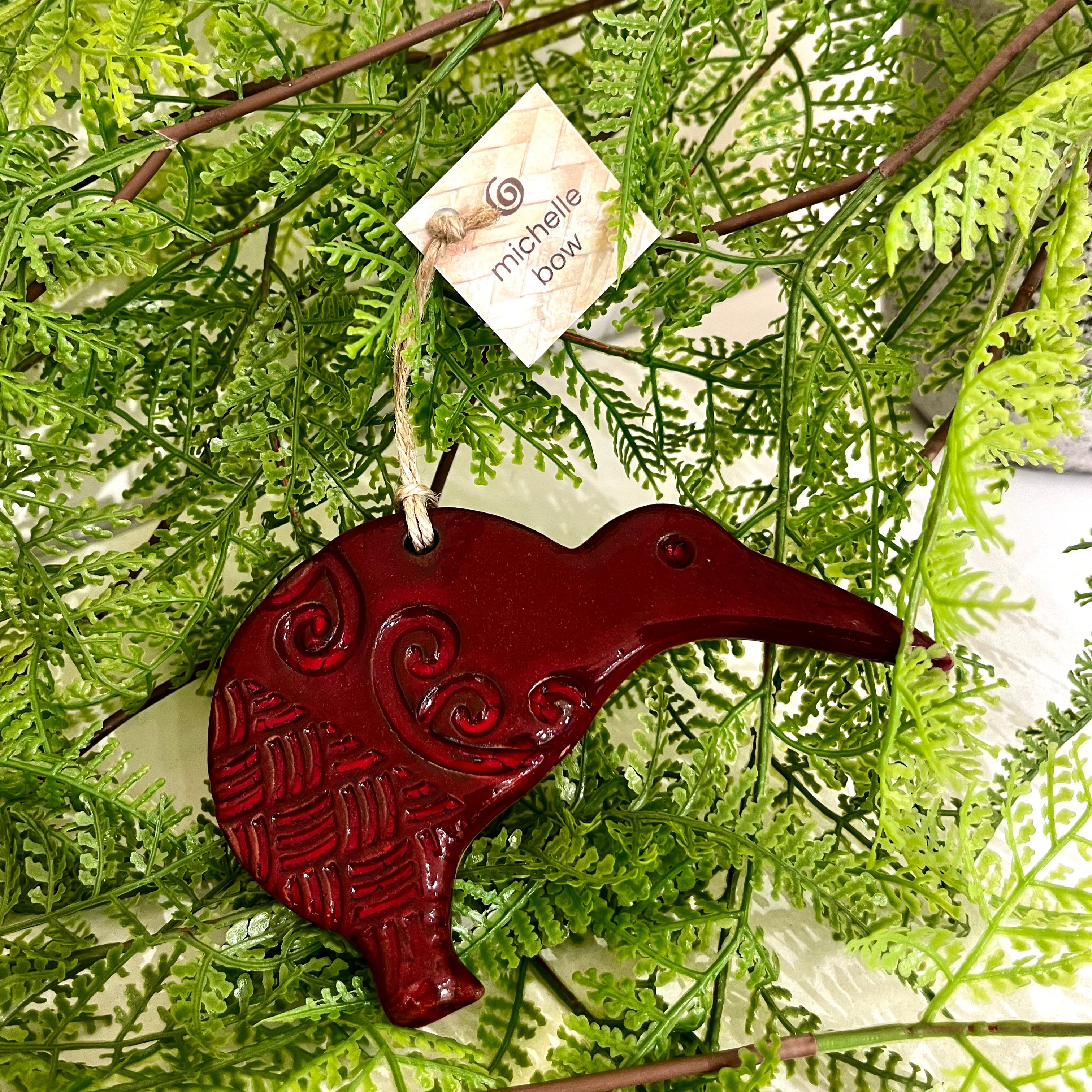 Michelle Bow - Wall Kiwi