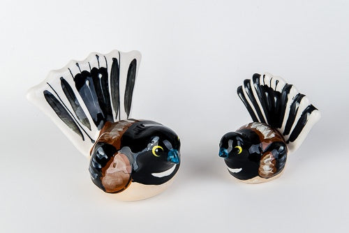 Splashy Fantail - Natural